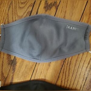 Jaanuu Charcoal Face Mask